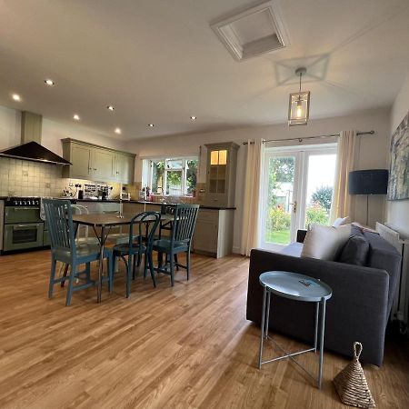 5 Bedroom 4 Bathroom Gym Playroom Country Home 利明顿 外观 照片