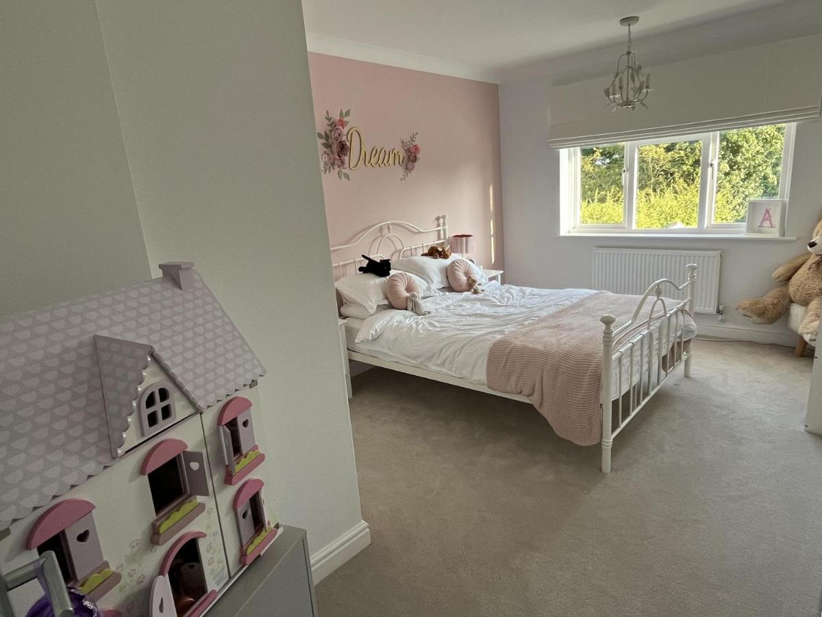 5 Bedroom 4 Bathroom Gym Playroom Country Home 利明顿 外观 照片